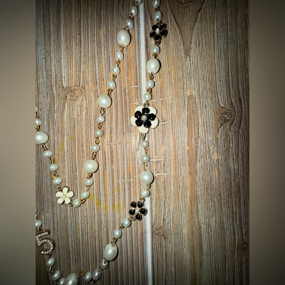 Delicate Pearl & Flower Long Necklace - Gold Tone - Picture 6 of 9